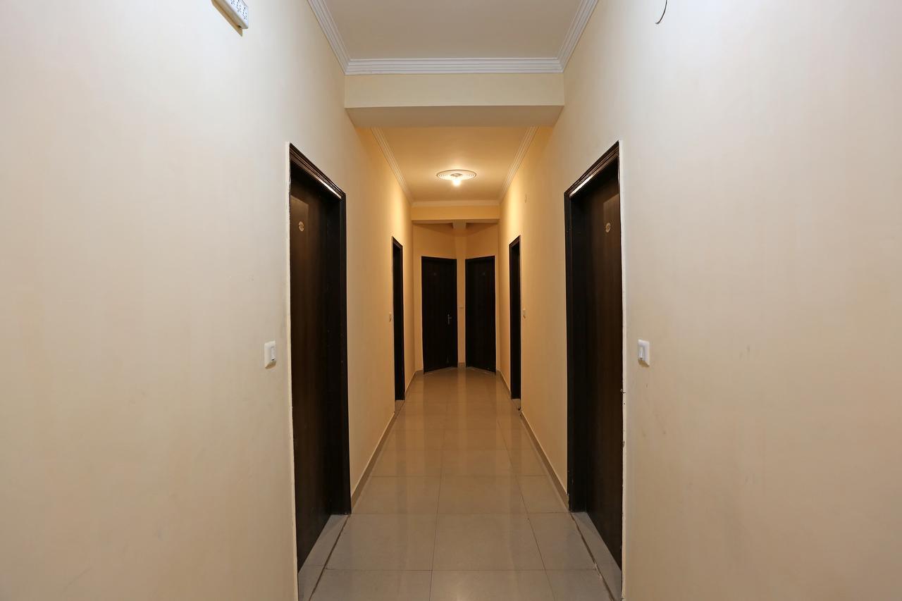 Hotel Avalon Нью-Делі Екстер'єр фото